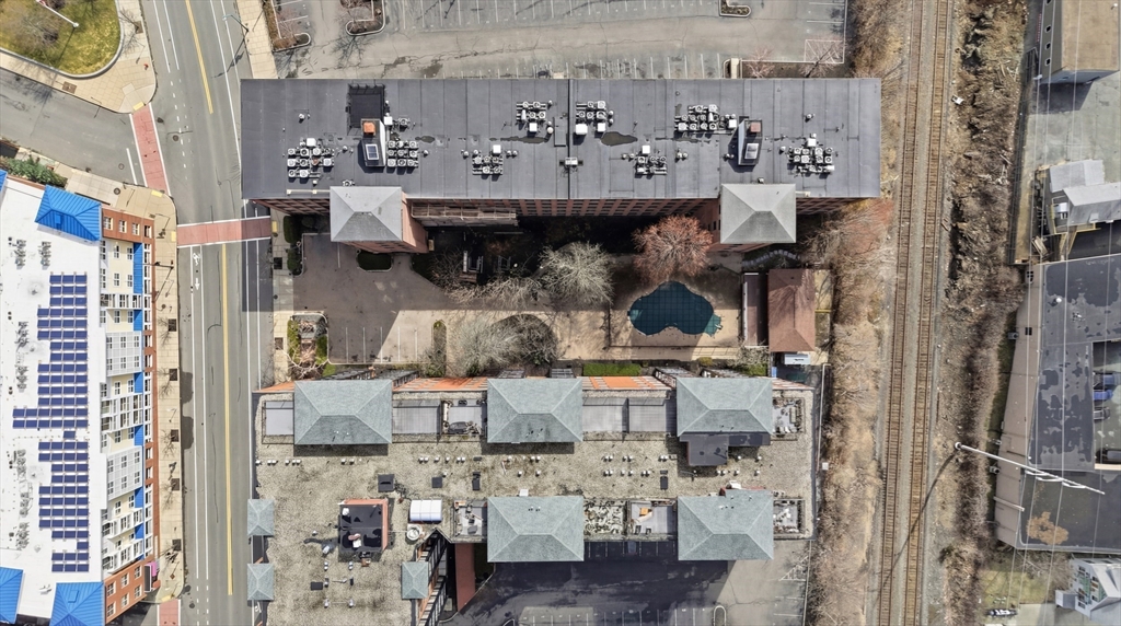 50 Rantoul Street, Unit 204 Beverly, MA 01915 - Photo 38 of 39