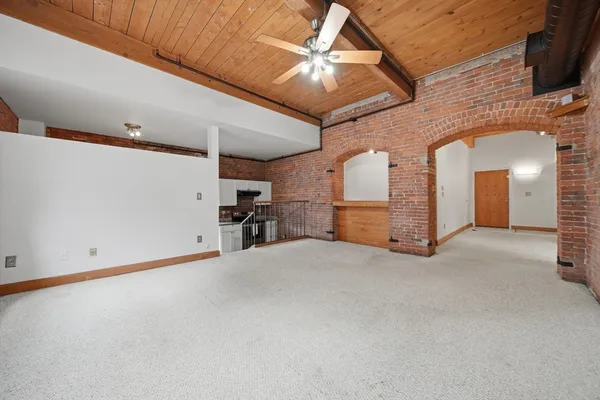 $449,900 | 50 Rantoul Street, Unit 204, Beverly, MA 01915