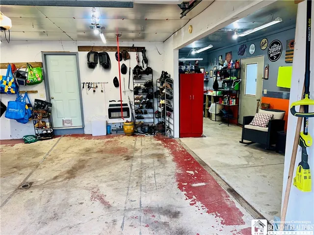 $299,900 | 30 Birchwood Drive, Pomfret, NY 14063