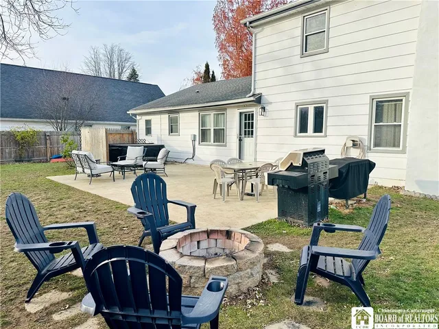 $299,900 | 30 Birchwood Drive, Pomfret, NY 14063