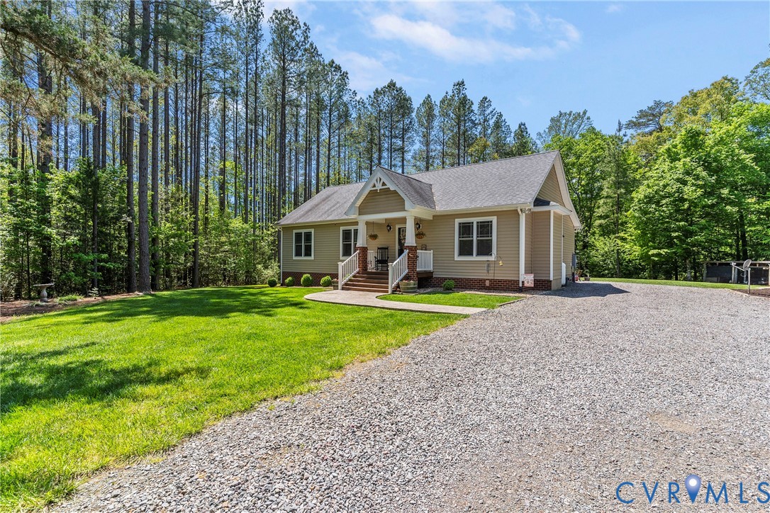 814 Manchester Road Bumpass, VA 23024 - Photo 5 of 36