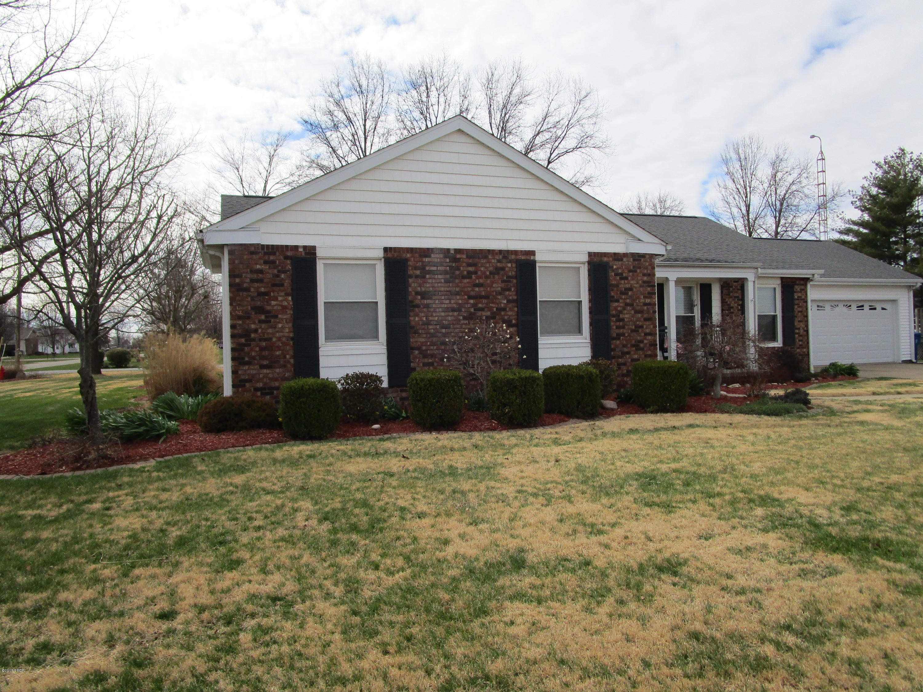 1601 North Olive Road Flora, IL 62839 - Photo 3 of 50 Gallery Image 3