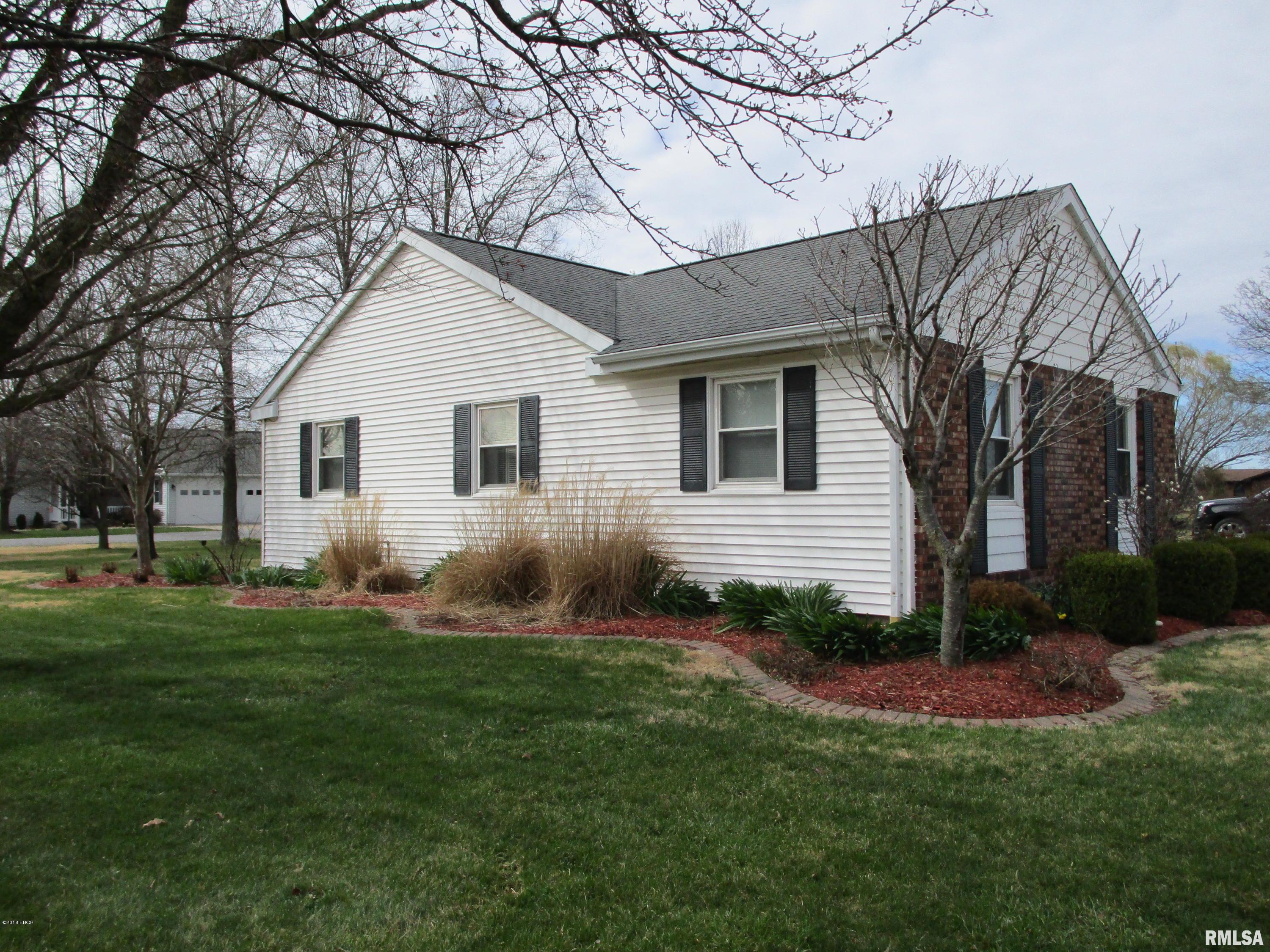 1601 North Olive Road Flora, IL 62839 - Photo 10 of 50 Gallery Image 10