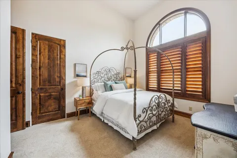 $2,695,000 | 709 Angel Light Drive, Spicewood, TX 78669