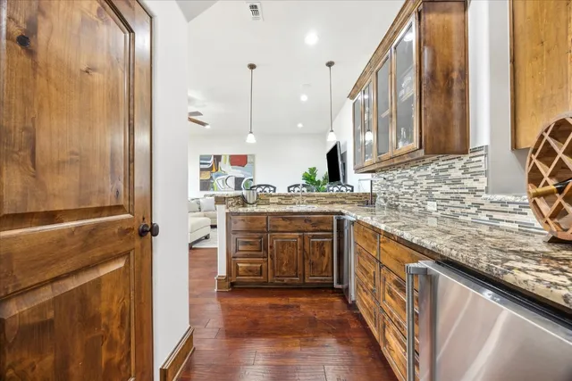 $2,695,000 | 709 Angel Light Drive, Spicewood, TX 78669