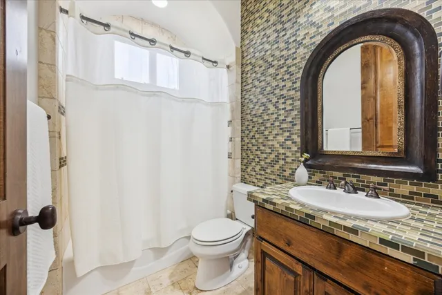 $2,695,000 | 709 Angel Light Drive, Spicewood, TX 78669