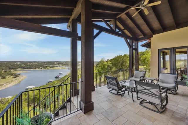 $2,695,000 | 709 Angel Light Drive, Spicewood, TX 78669