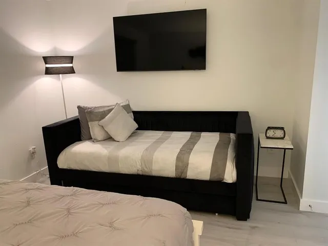 $3,300 | 16051 Blatt Boulevard, Unit 412, Weston, FL 33326