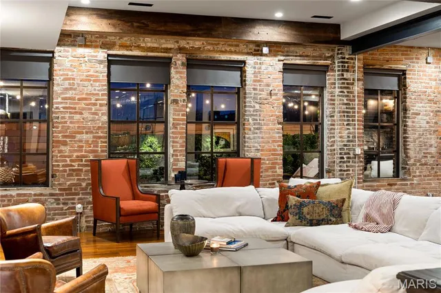 $3,150,000 | 429 North Euclid Avenue, St. Louis, MO 63108