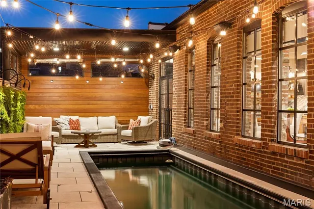 $3,150,000 | 429 North Euclid Avenue, St. Louis, MO 63108