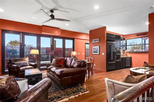 $3,150,000 | 429 North Euclid Avenue, St. Louis, MO 63108