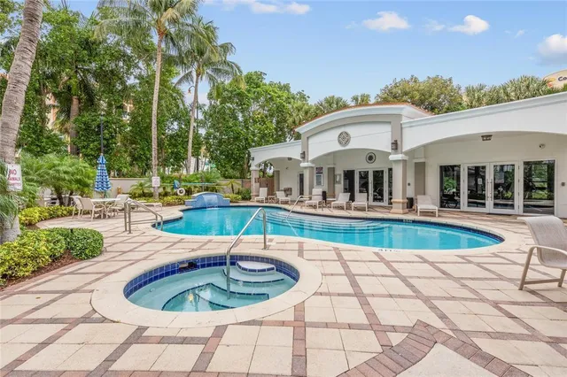 $639,000 | 191 South Ocean Drive, Unit 520, Deerfield Beach, FL 33441