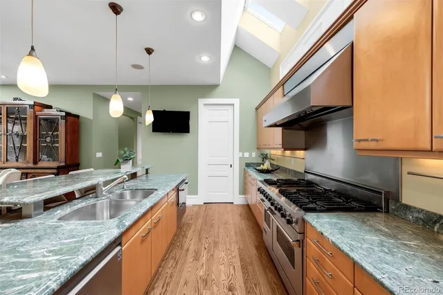 $3,800,000 | 465 Monroe Street, Denver, CO 80206