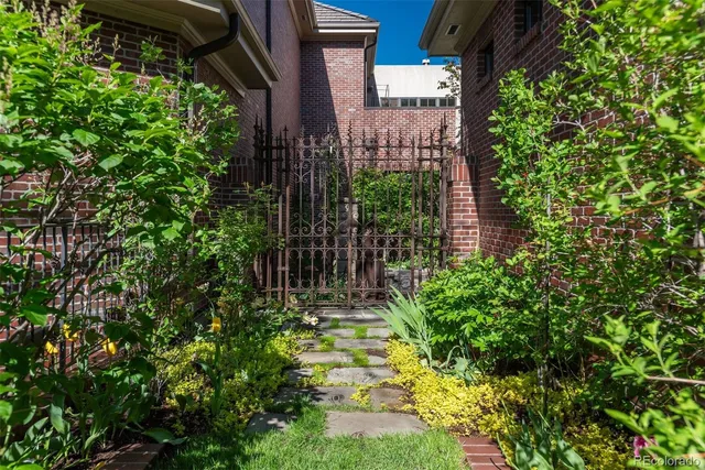 $3,800,000 | 465 Monroe Street, Denver, CO 80206