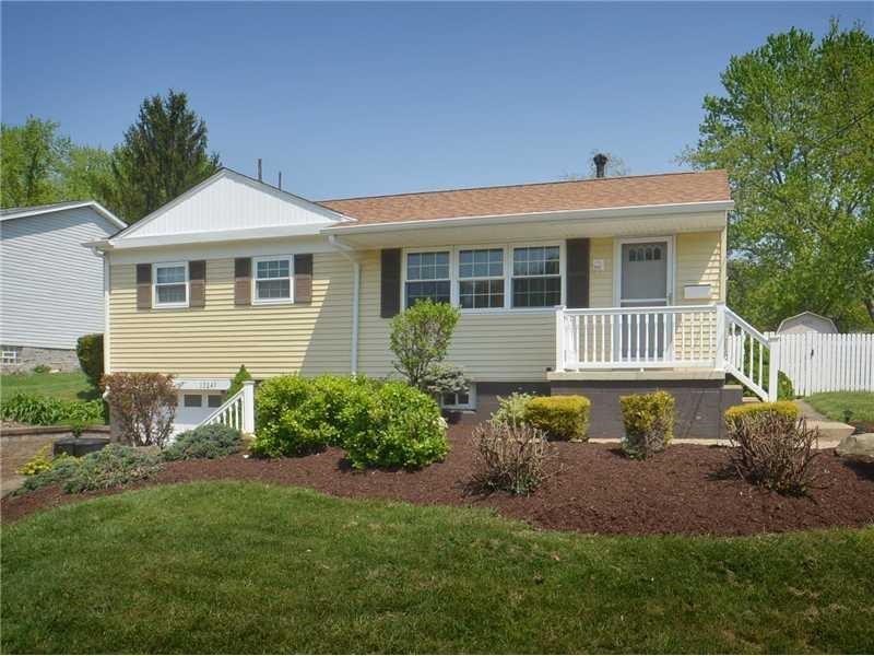 12249 Roth Drive North Huntingdon, PA 15642 - Photo 3 of 24 View of front left side