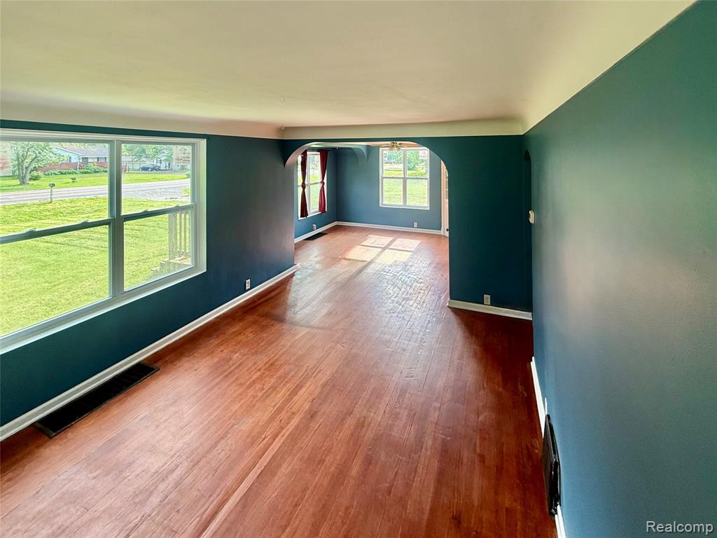 5388 Davison Road Lapeer, MI 48446 - Photo 3 of 10