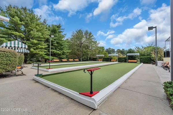 $569,900 | 2 Heathersway Court, Lakewood, NJ 08701
