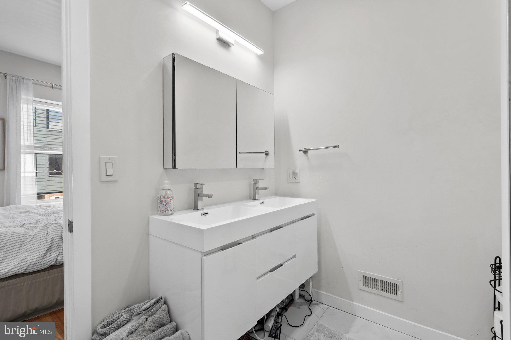 1704 Reed Street Philadelphia, PA 19146 - Photo 22 of 30 Gallery Image 22