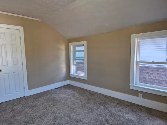 $144,000 | 1918 Auburn Street, Rockford, IL 61103