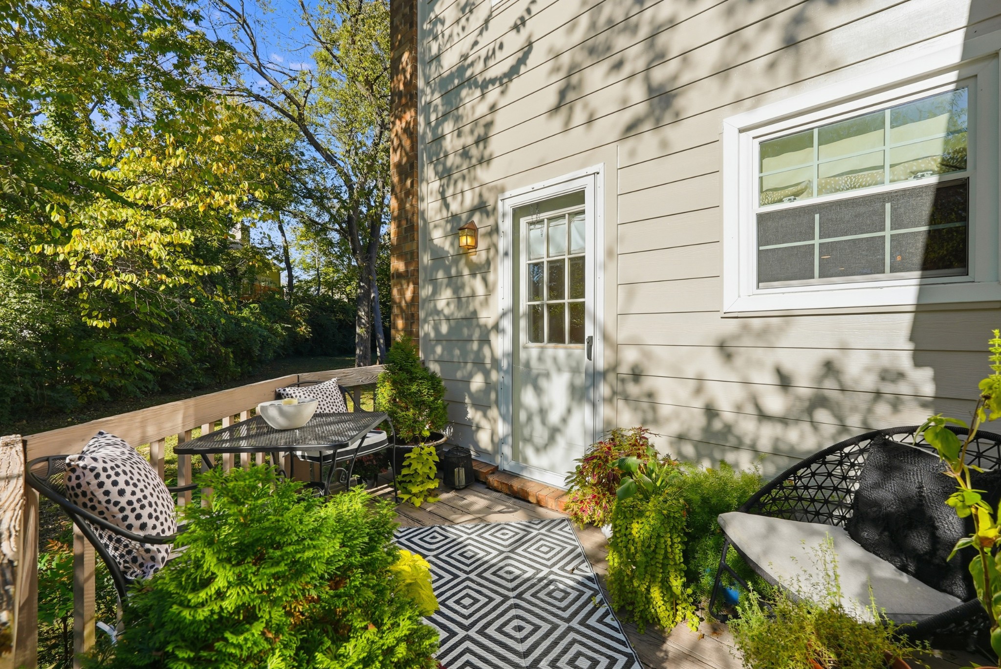 2821 Hazelwood Drive Nashville, TN 37212 - Photo 25 of 32 a front view of a house with garden