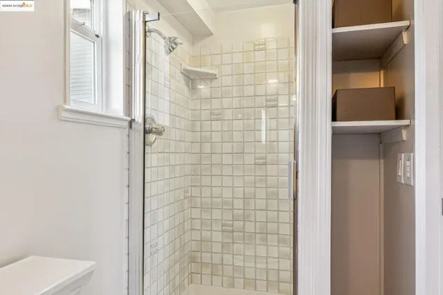 $779,000 | 3887 Forest Hill Avenue, Oakland, CA 94602