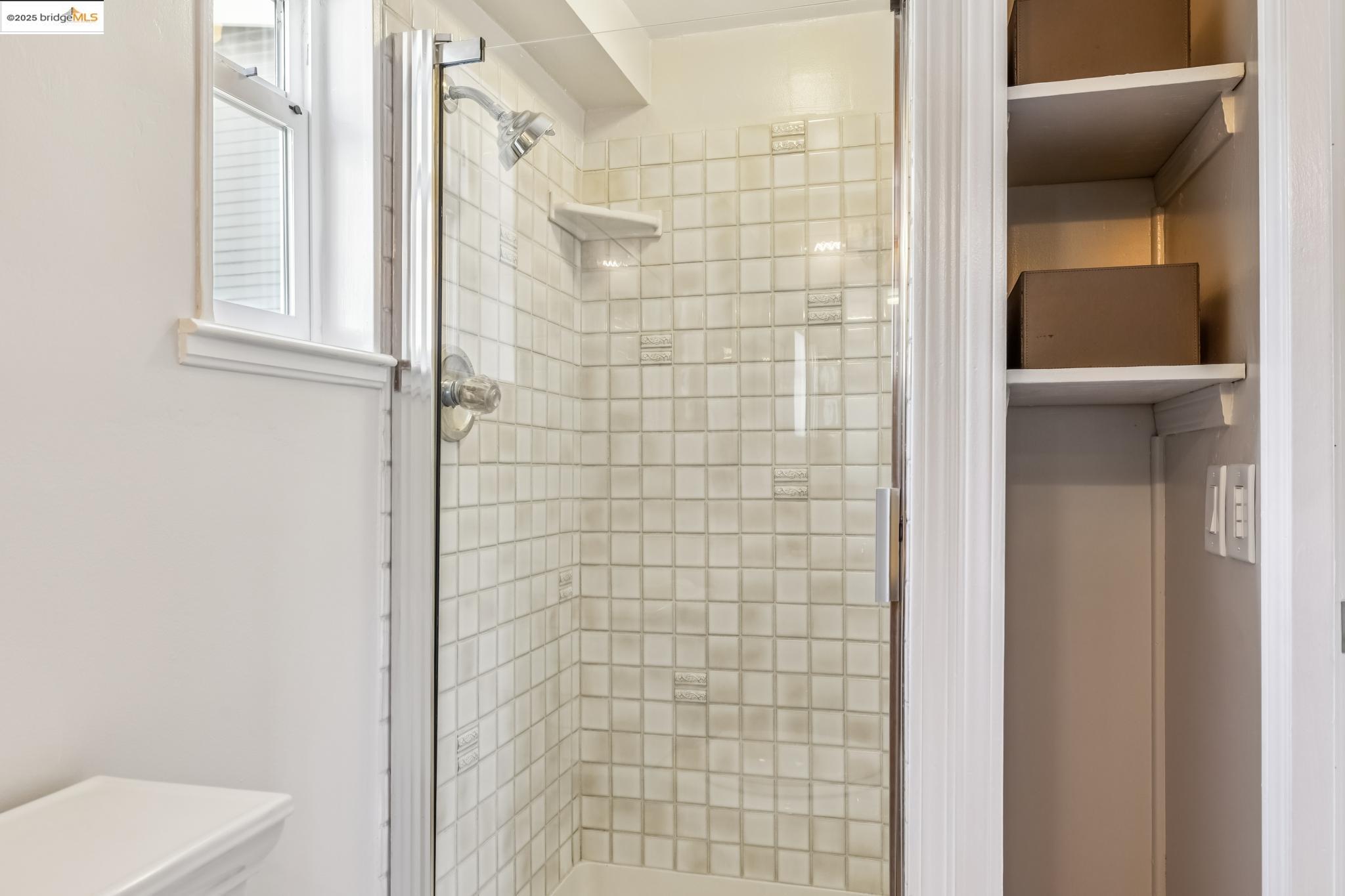 3887 Forest Hill Avenue Oakland, CA 94602 - Photo 41 of 47