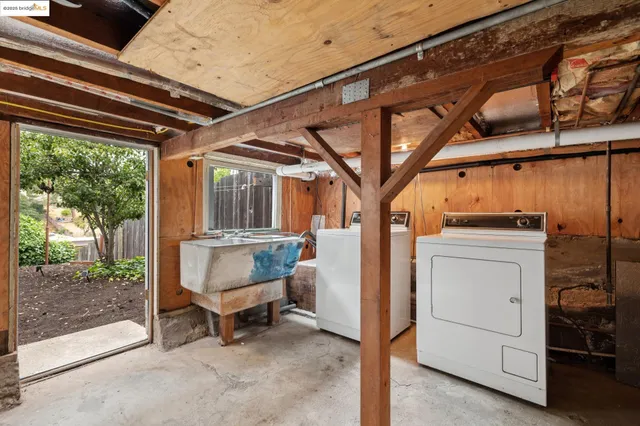 $779,000 | 3887 Forest Hill Avenue, Oakland, CA 94602