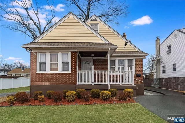 $625,000 | 241 Rea Avenue, Hawthorne, NJ 07506