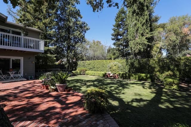 $4,000,000 | 1380 North Lemon Avenue, Menlo Park, CA 94025