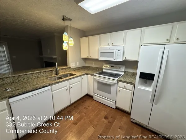 $1,400 | 332 Bubble Creek Court, Unit 5, Fayetteville, NC 28311
