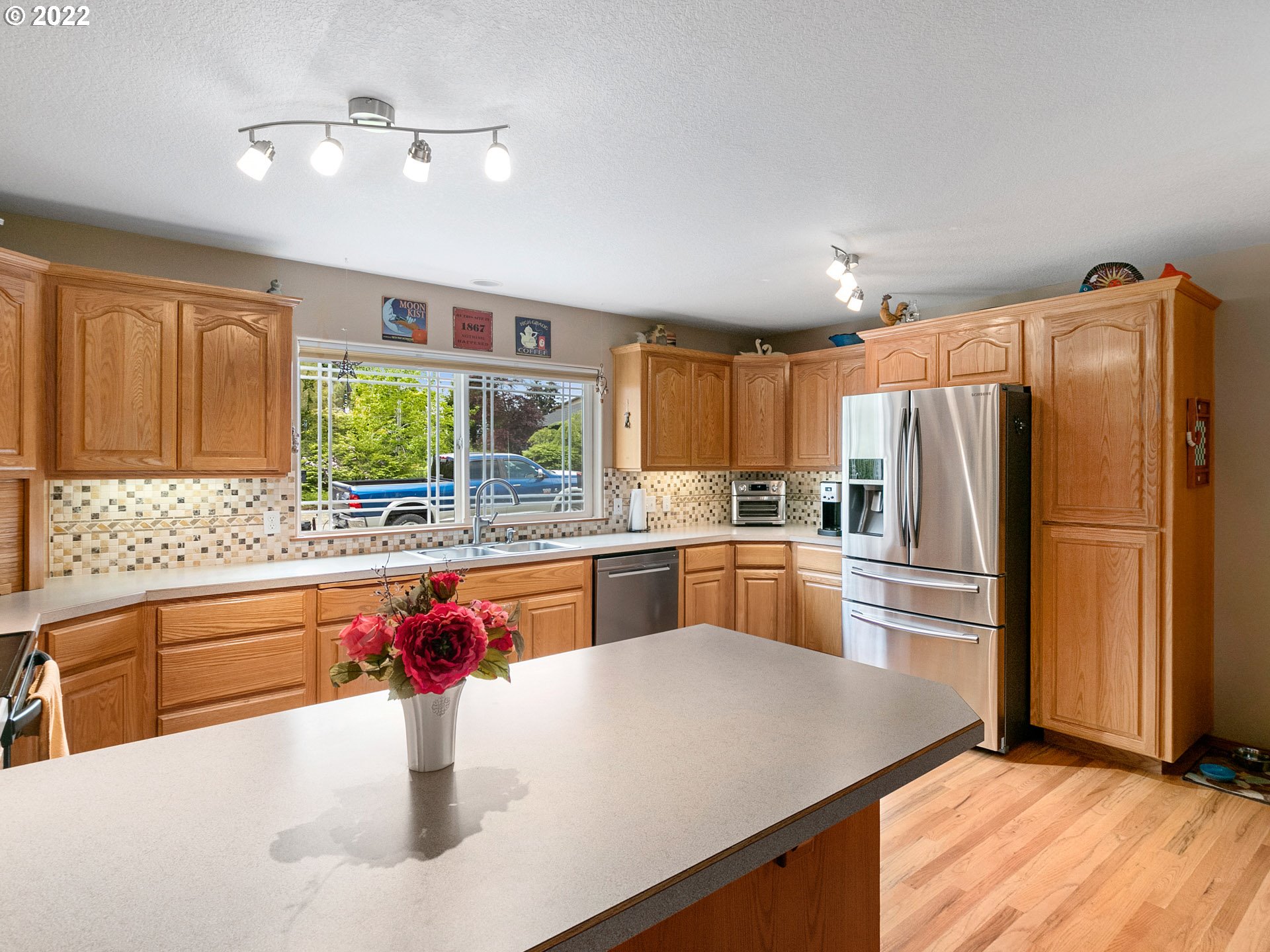 13372 South Nobel Road Oregon City, OR 97045 - Photo 8 of 32 Gallery Image 8