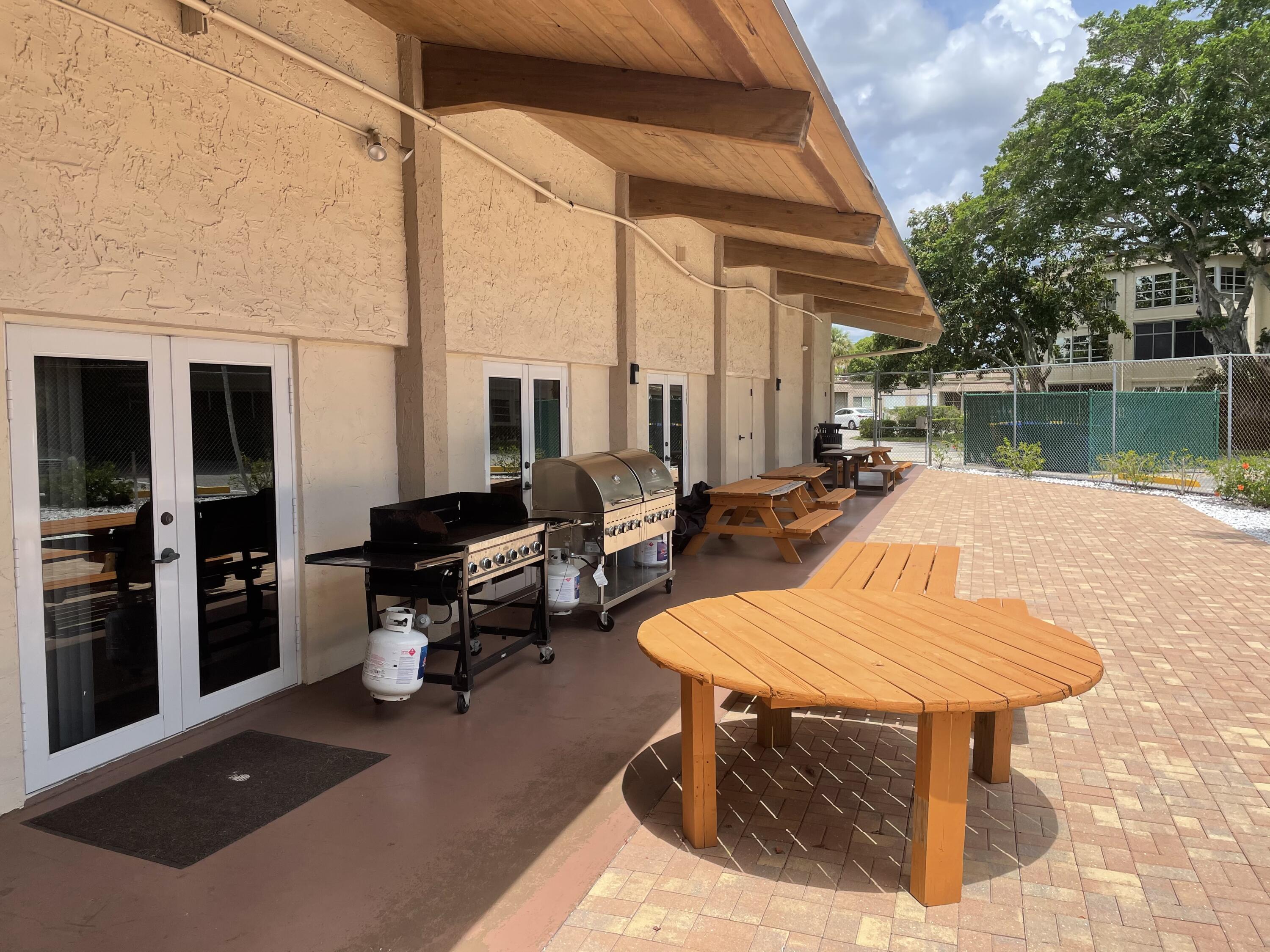 506 Davis Road, Unit 6 Palm Springs, FL 33461 - Photo 33 of 61 IMG_0713