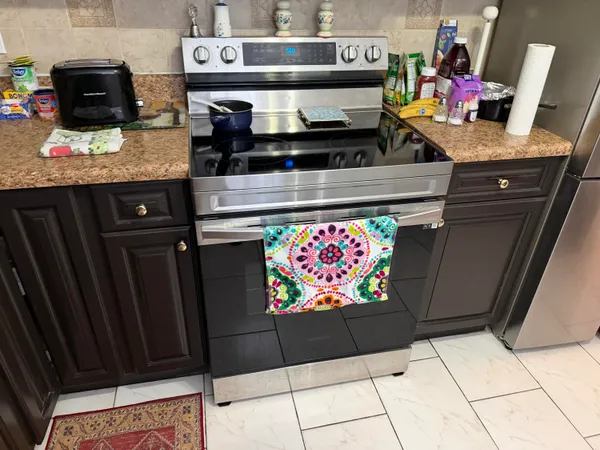 $1,700 | 502 Davis Road, Unit 6, Palm Springs, FL 33461