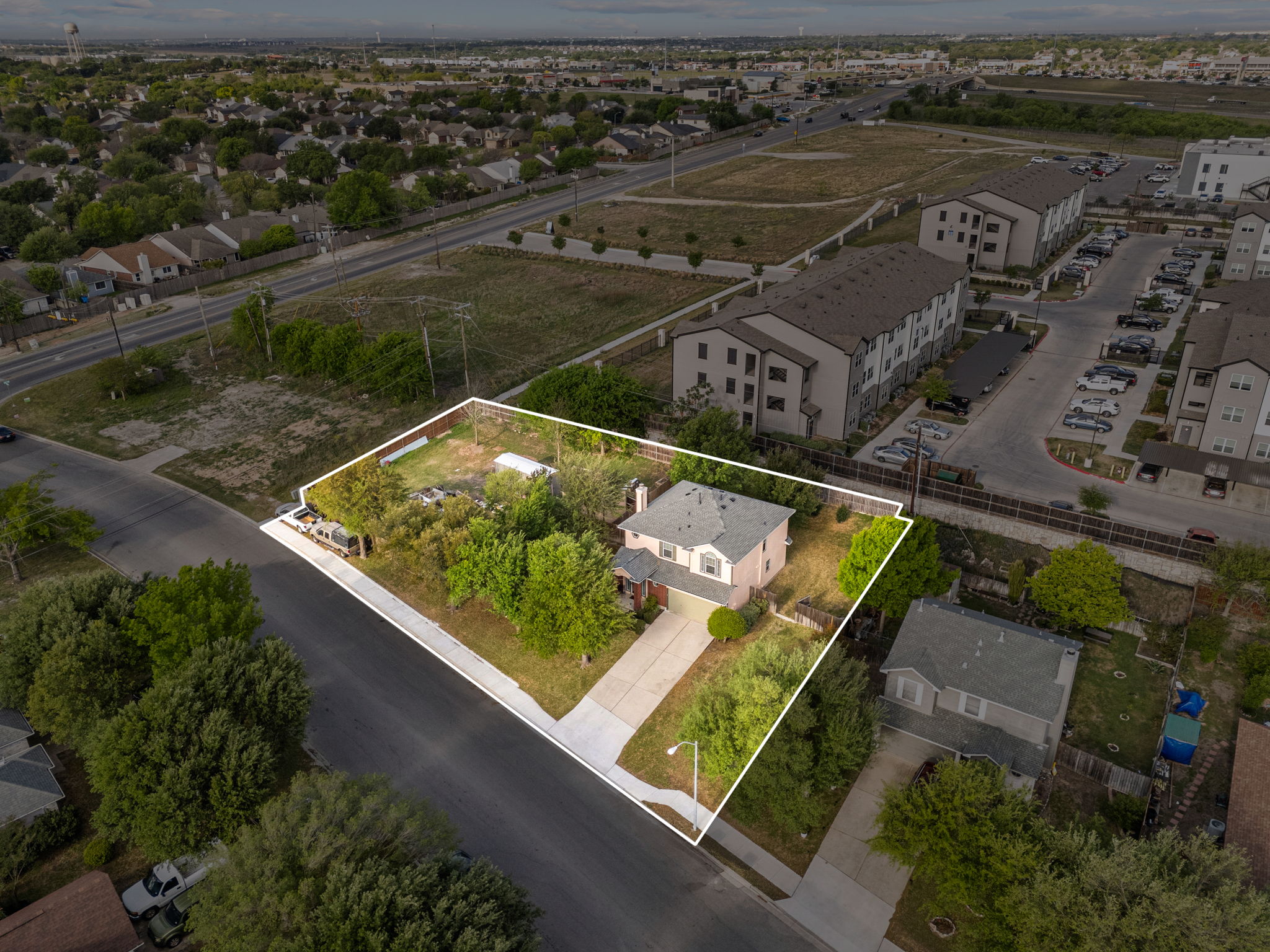 103 Little Lake Road Hutto, TX 78634 - Photo 29 of 36