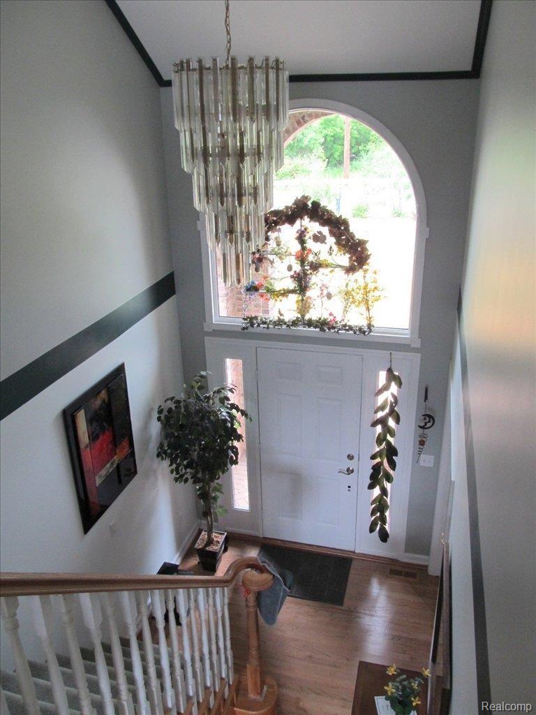 3485 Union Lake Road Commerce Township, MI 48382 - Photo 2 of 24 Foyer