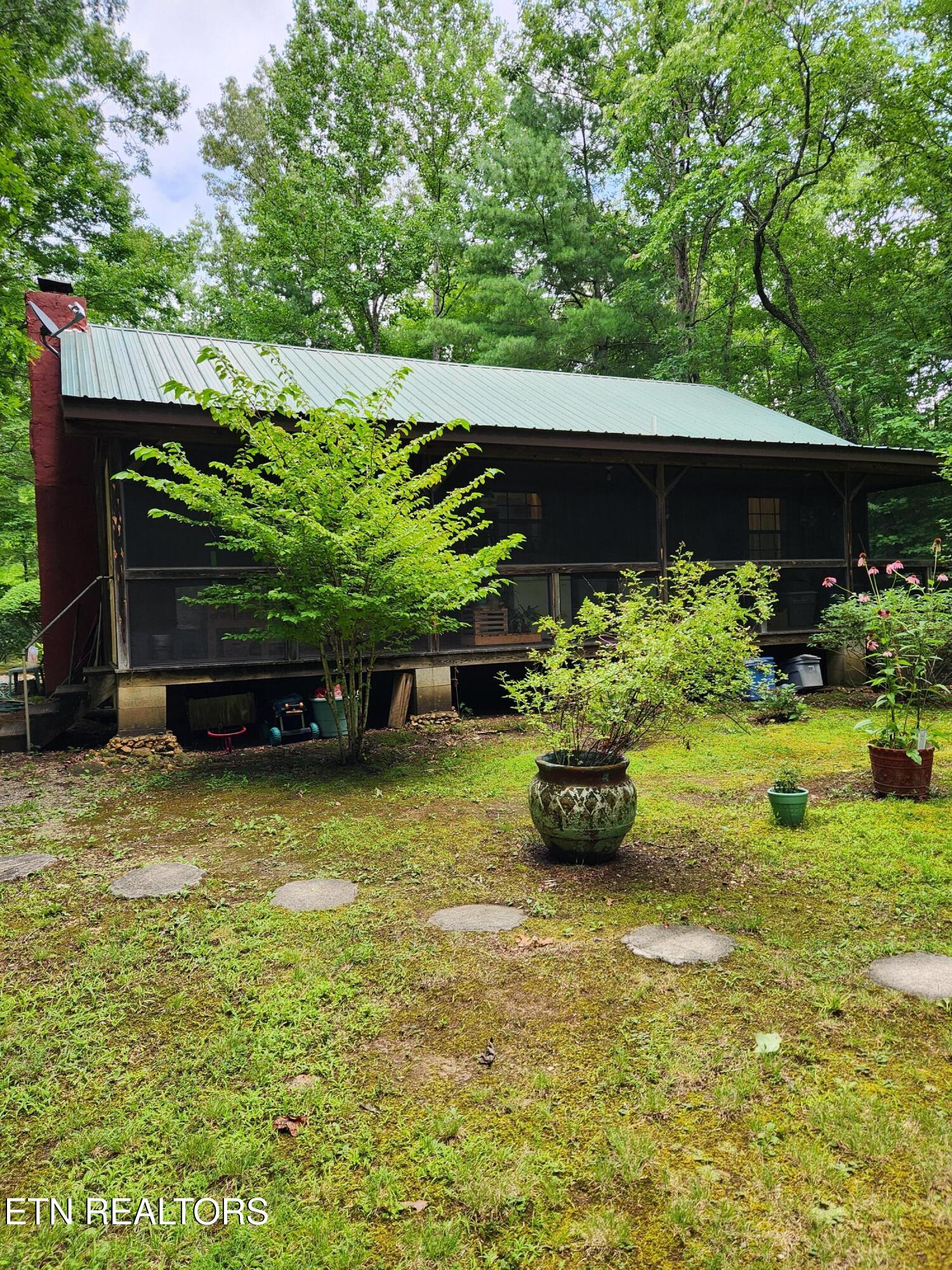 108 Gold Miners Road Tellico Plains, TN 37385 - Photo 6 of 35 Rear