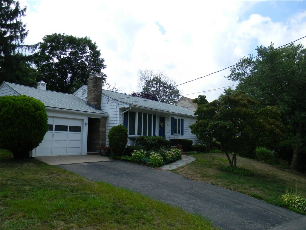 29 Interlocken Road East Providence, RI 02914 - Photo 2 of 40 Gallery Image 2