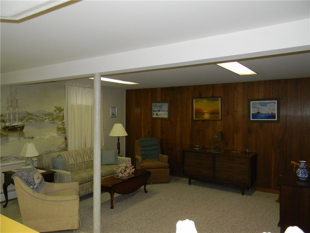 29 Interlocken Road East Providence, RI 02914 - Photo 35 of 40 Gallery Image 35