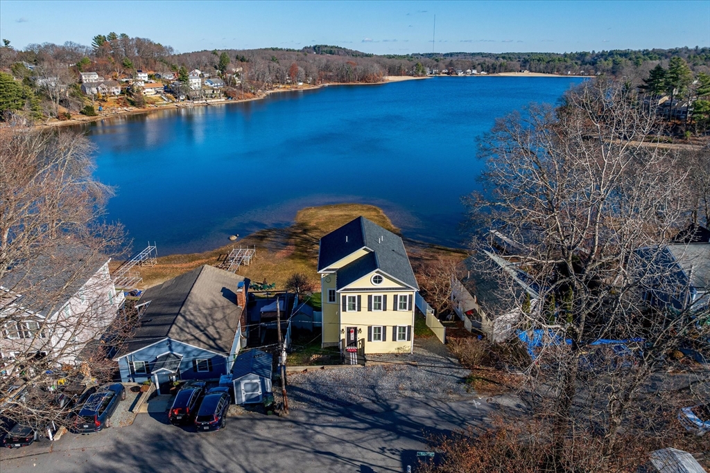 14 Elizabeth Road Hudson, MA 01749 - Photo 3 of 42 Gallery Image 3