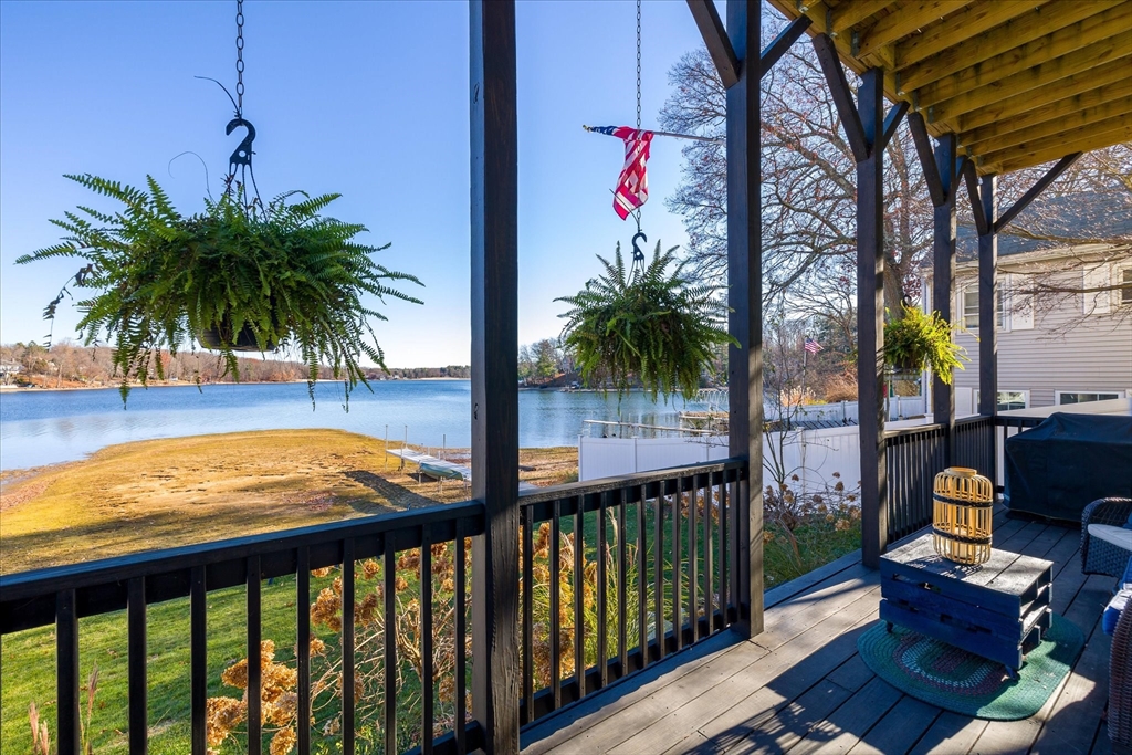 14 Elizabeth Road Hudson, MA 01749 - Photo 6 of 42 Gallery Image 6