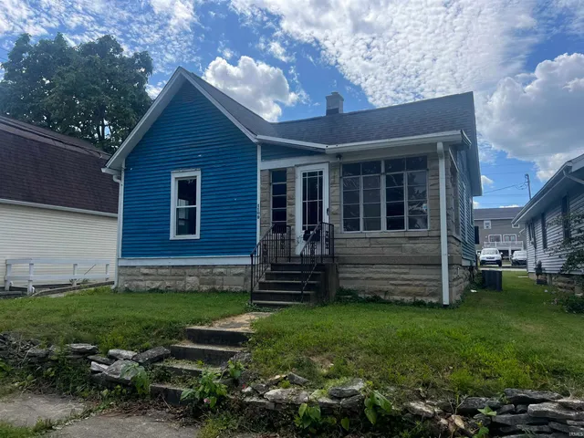 $1,800 | 1109 North Indiana Avenue, Bloomington, IN 47408