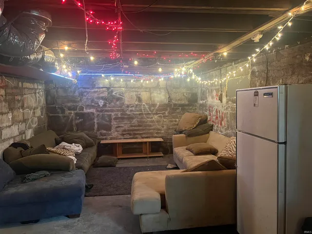 $1,800 | 1109 North Indiana Avenue, Bloomington, IN 47408