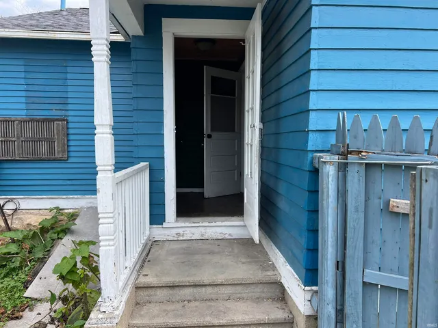 $1,800 | 1109 North Indiana Avenue, Bloomington, IN 47408