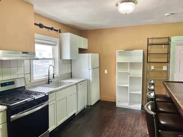 $1,800 | 1109 North Indiana Avenue, Bloomington, IN 47408