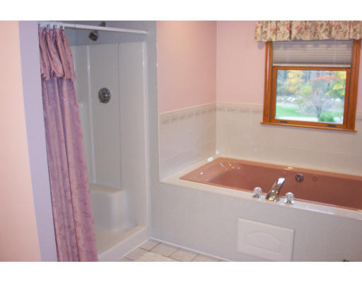 324 Bay Road Easton, MA 02356 - Photo 10 of 17 Gallery Image 10