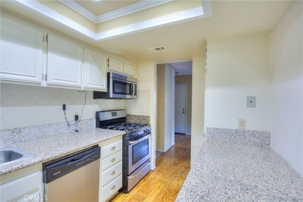 600 Central, Unit 328 Riverside, CA 92507 - Photo 8 of 37 Gallery Image 8