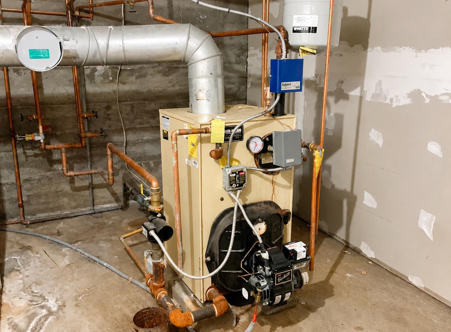 33 Davis Street Presque Isle, ME 04769 - Photo 13 of 15 furnace