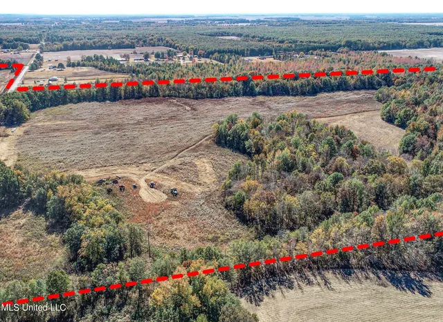 $285,000 | 5177 B Nash Road, Batesville, MS 38606