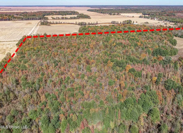 $285,000 | 5151 Nash Road, Batesville, MS 38606