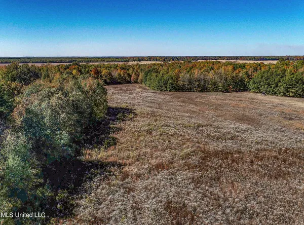 $285,000 | 5151 Nash Road, Batesville, MS 38606